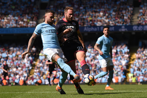 边路的突破 边路的突破